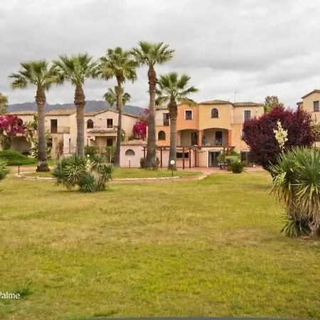 Apartment In Pula With Shared Pool *